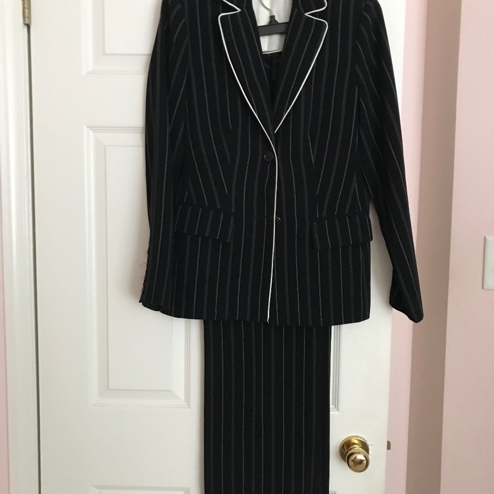 Women suits